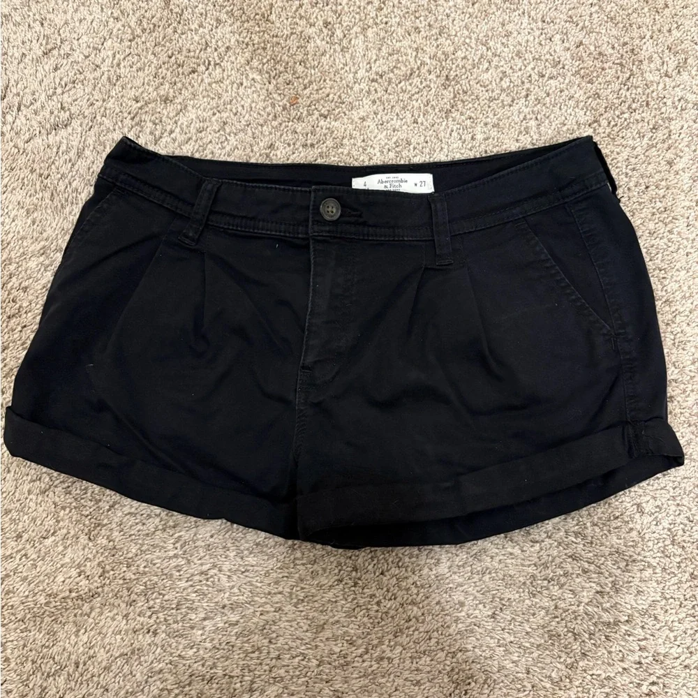 Abercrombie & Fitch Women's Black Shorts - Picture 1 of 3
